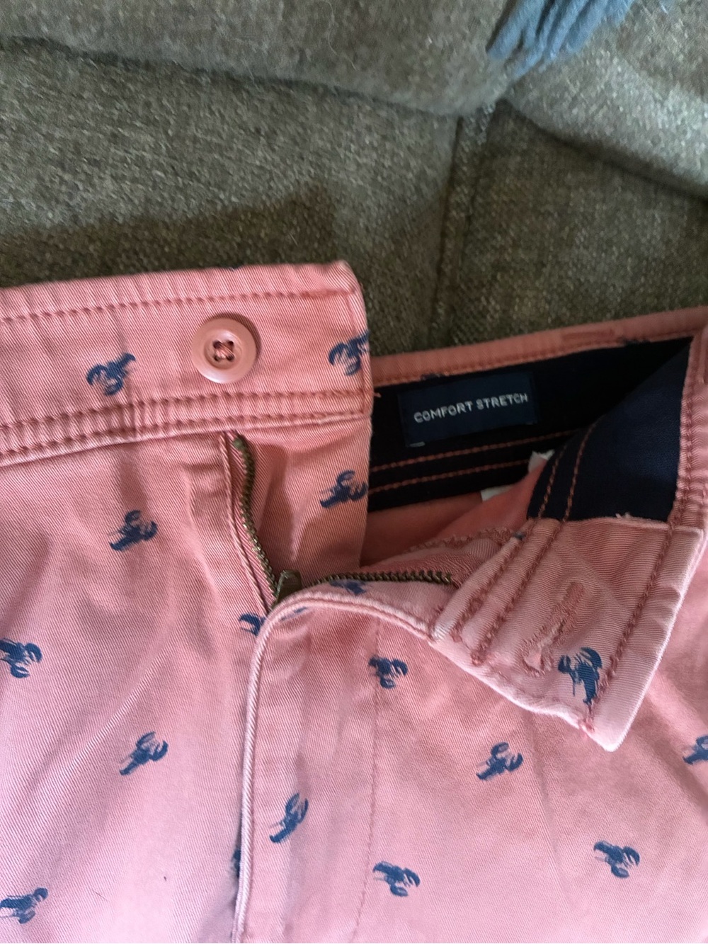 St. John's Bay Men's Comfort Stretch Lobster Print Coral Pants - 36 - Picture 2 of 4